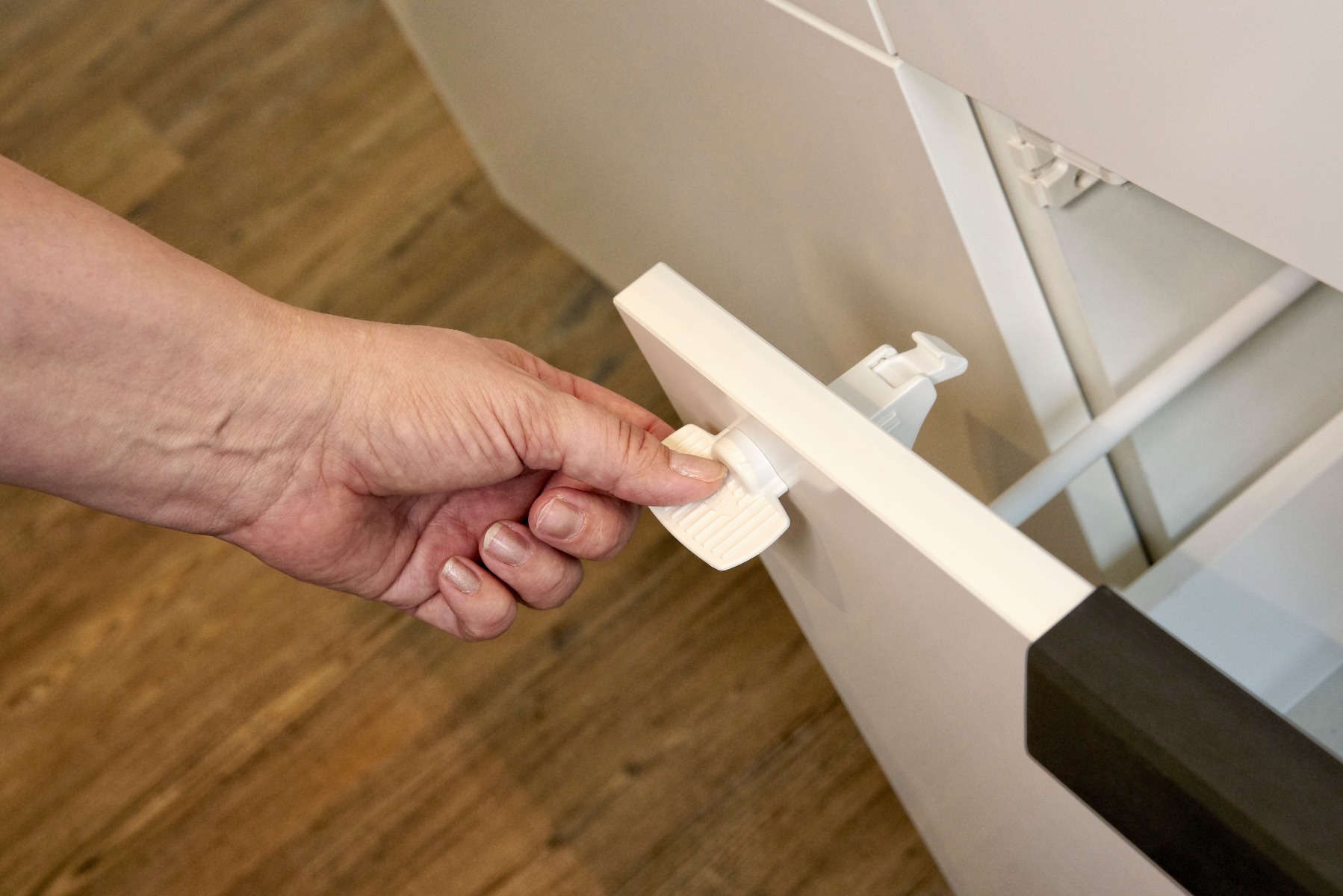 BabyDan skapīšu slēdzene ar magnētiem