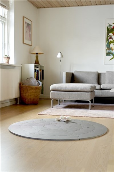 BabyDan apaļš rotaļu paklājiņš